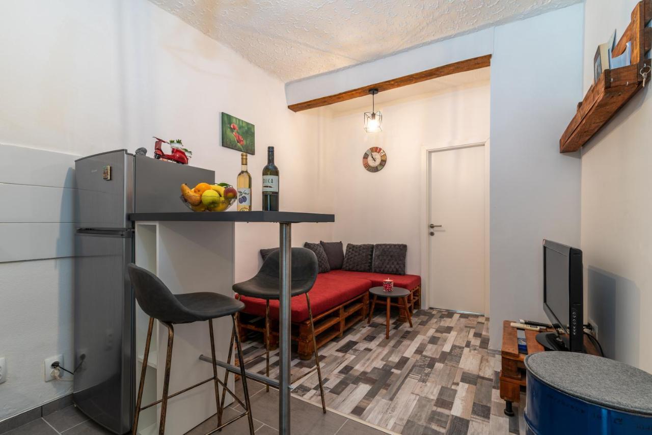 Studio Apartman Duje Трогир Экстерьер фото